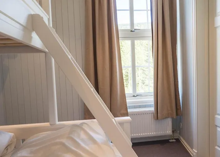 Fregn 酒店 Ljørdal